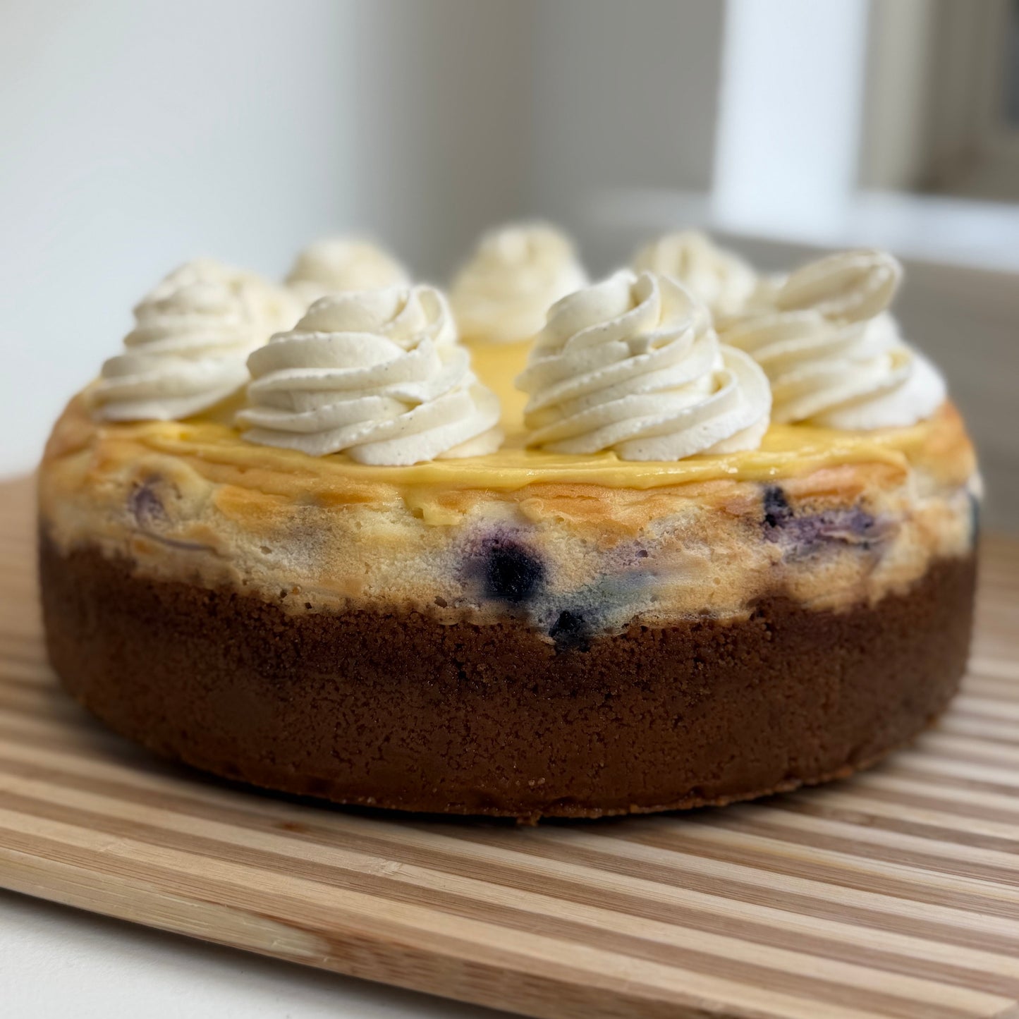 Blueberry Lemon Curd Cheesecake | 14-16 slices