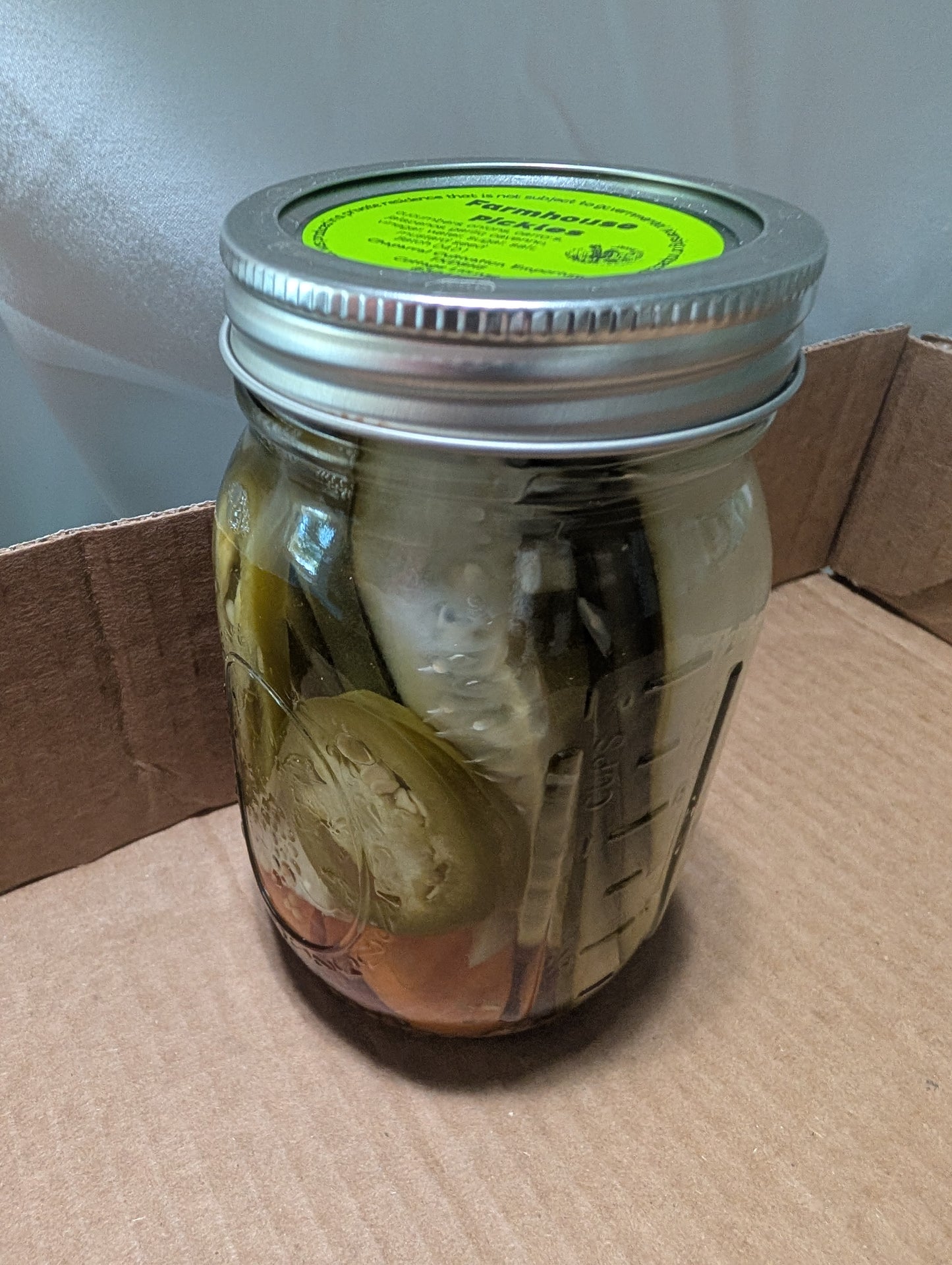 Farmhouse Pickles | 1 Pint